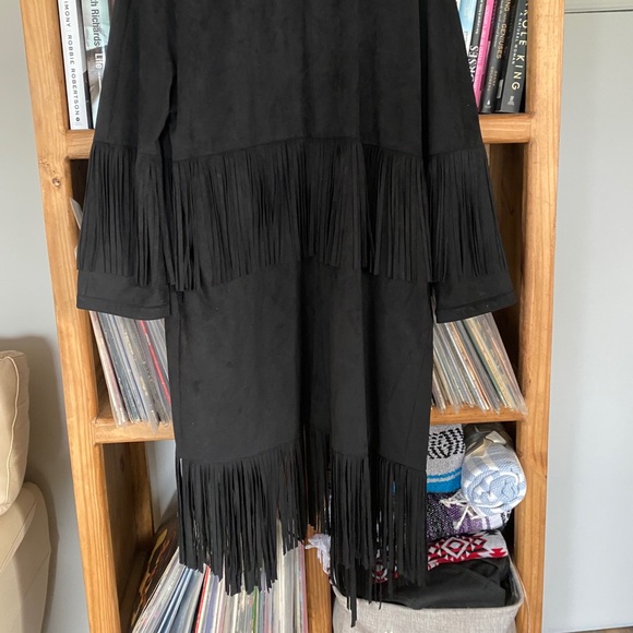 ❌SOLD❌ Zara black suede fringe overcoat - Picture 3 of 13